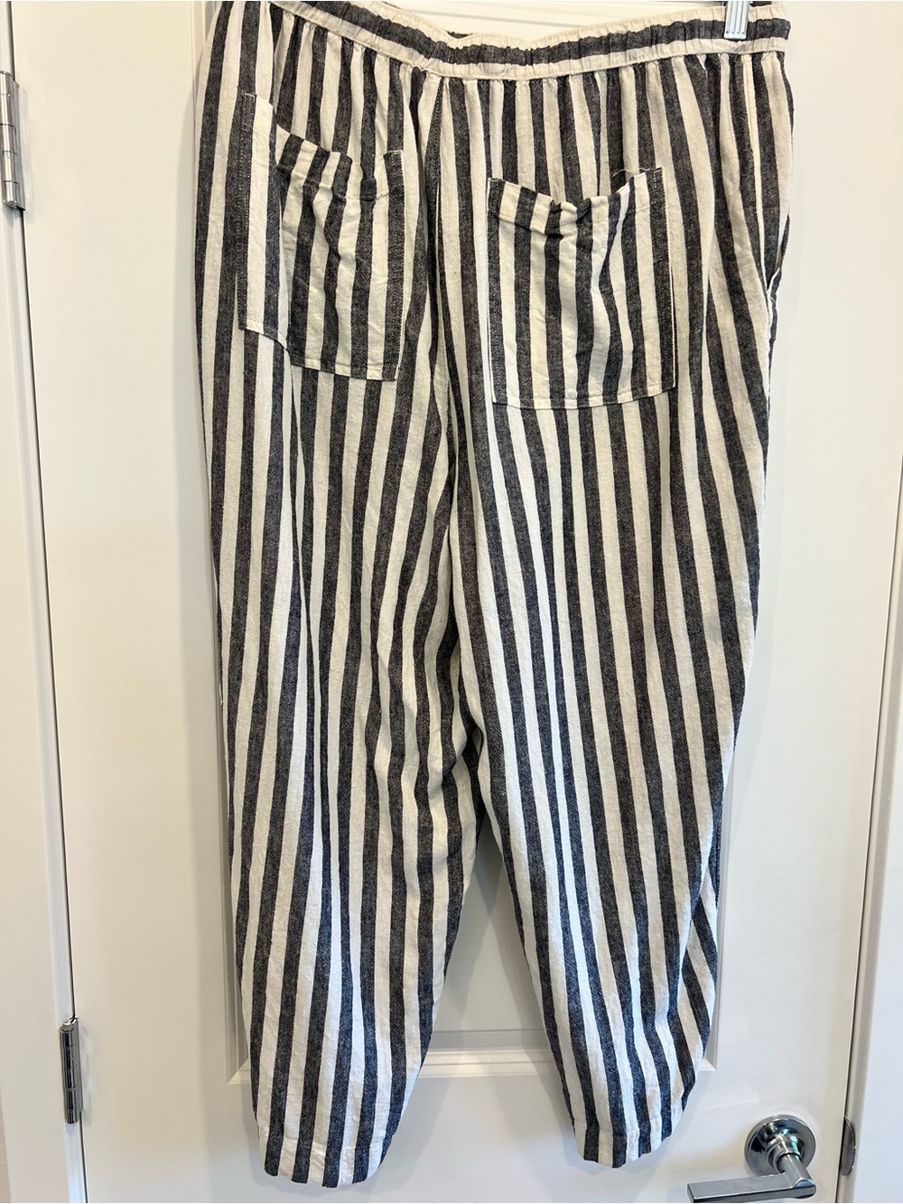 Striped Black and White Woman Casual Pants